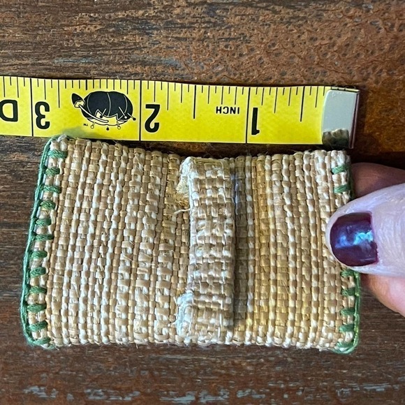 American Girl & Batat Dolls Accessories Hanger , Wallet & Doctors Suitcase - Picture 7 of 9